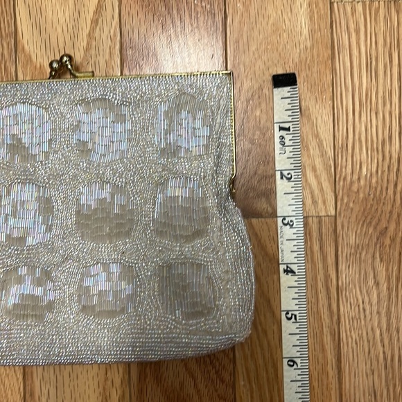 Vintage‎ La Regale Hand Beaded  Small Wedding Clutch - Picture 5 of 5